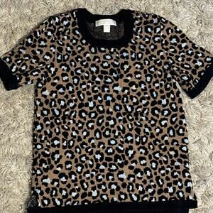 Women’s medium Micheal kors sweater shirt